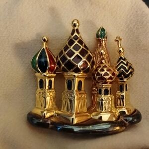 Joan Rivers St. Basil's Cathedral Brooch Pin